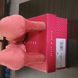 Kelly and Katie Pink Pumps